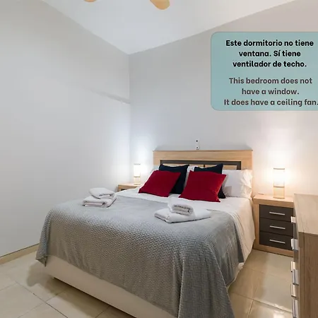 아파트 2 Mins From - Workstations - Parking - Bikes
