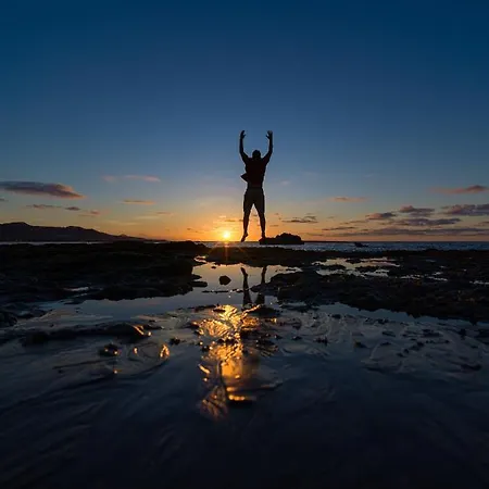 Διαμέρισμα 2 Mins From - Workstations - Parking - Bikes