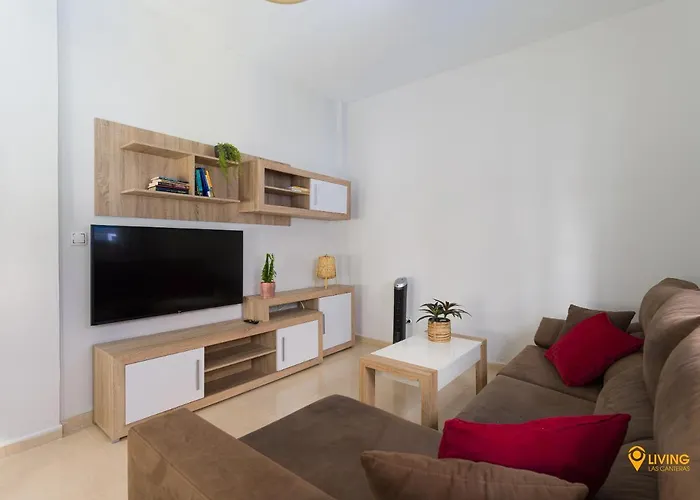 Apartamento 2 Mins From - Workstations - Parking - Bikes